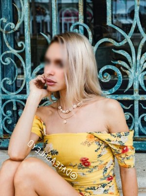 Isy call girls in Columbia MD, sex parties